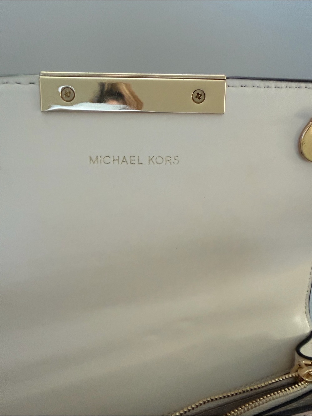 Michael Kors Pink and Cream Leather Shoulder Bag - Picture 8 of 8